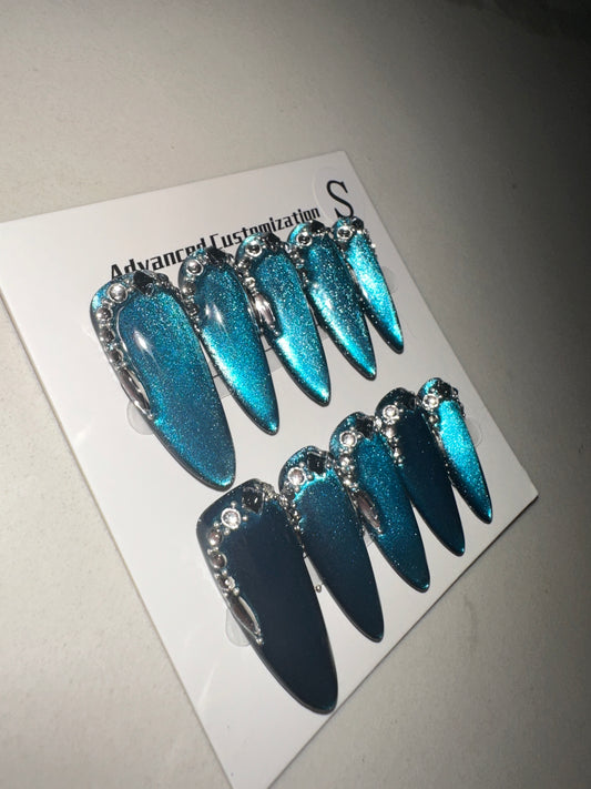 Teal Cat Eye